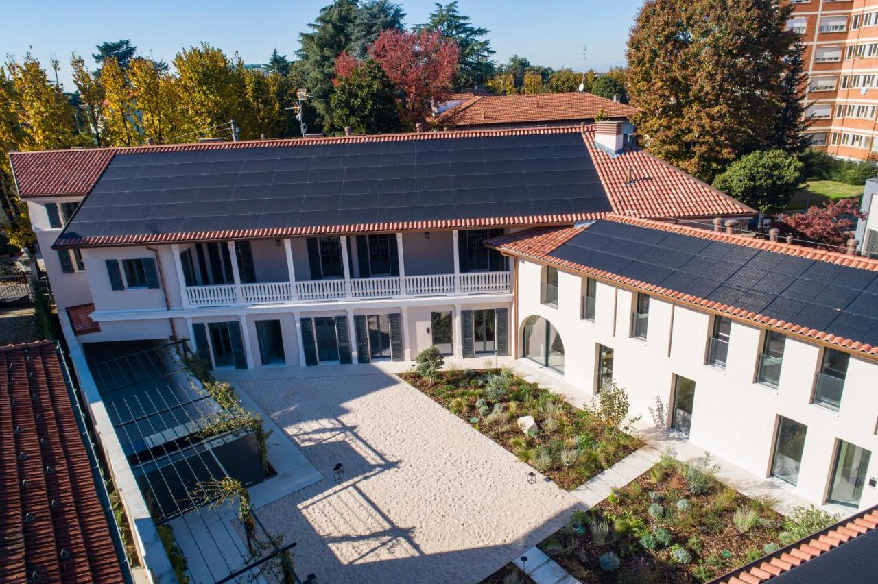 Via Vittorio Veneto 468 Chiari Aparthotel Екстериор снимка