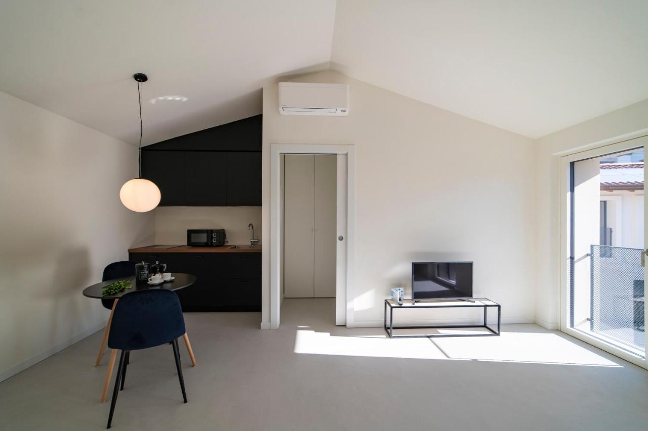 Via Vittorio Veneto 468 Chiari Aparthotel Екстериор снимка