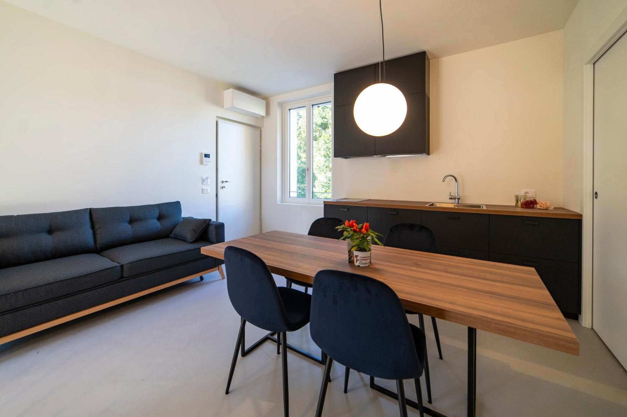 Via Vittorio Veneto 468 Chiari Aparthotel Екстериор снимка